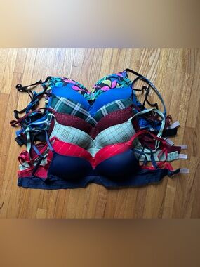 Lot of 7 Victoria’s Secret PINK Wear Everywhere Push-Up Wireless Bras 34C